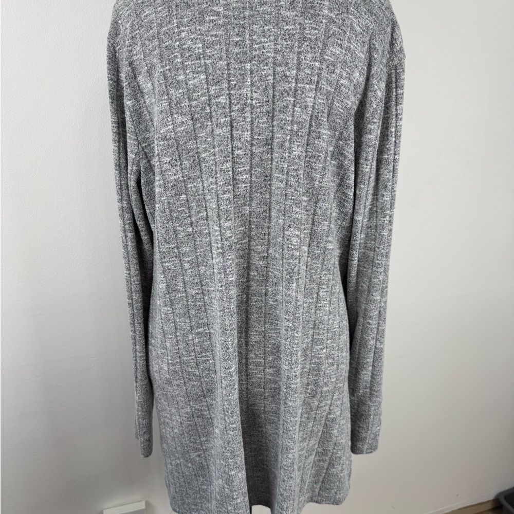 Cato Heather Gray Knit Top - Picture 4 of 5